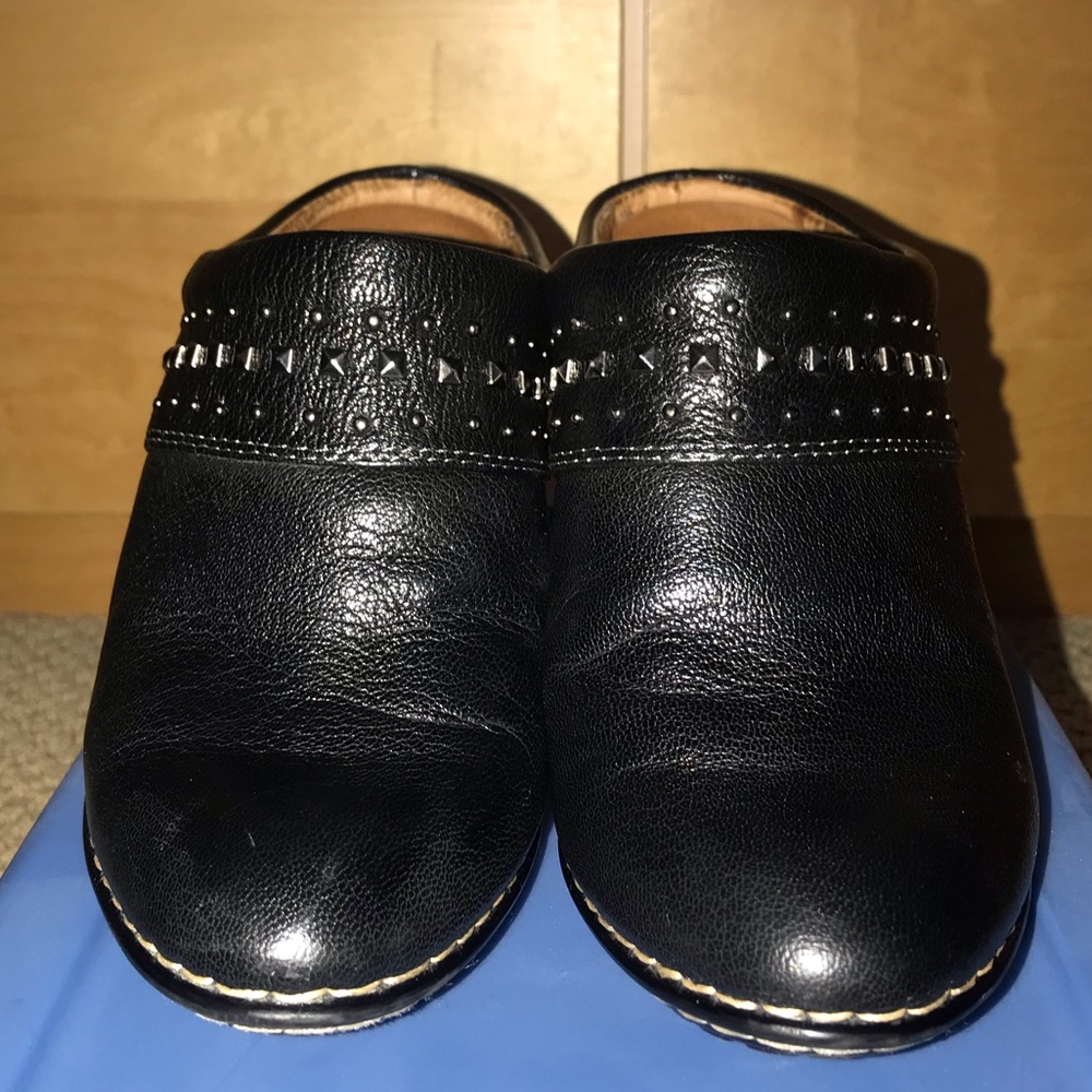 Söfft bootie heel wedge shoe